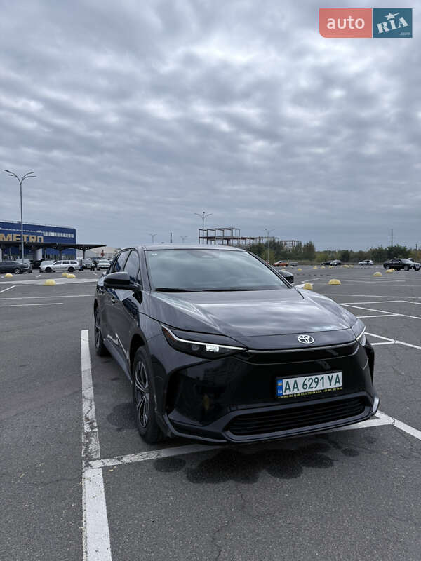 Toyota bZ4X 2022 Toyota bZ4X 2022