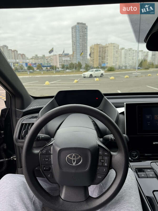 Позашляховик / Кросовер Toyota bZ4X 2022 в Києві фото 13 Позашляховик / Кросовер Toyota bZ4X 2022 в Києві
