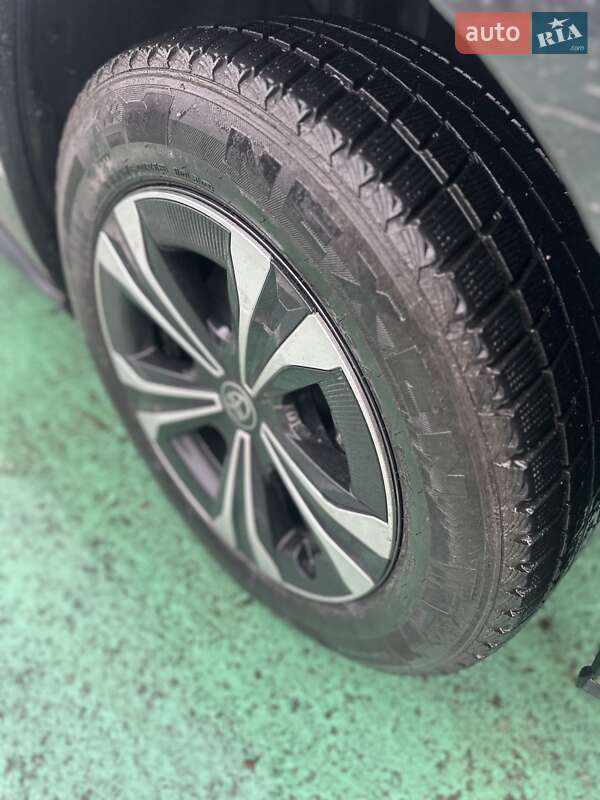 Позашляховик / Кросовер Toyota bZ4X 2022 в Полтаві