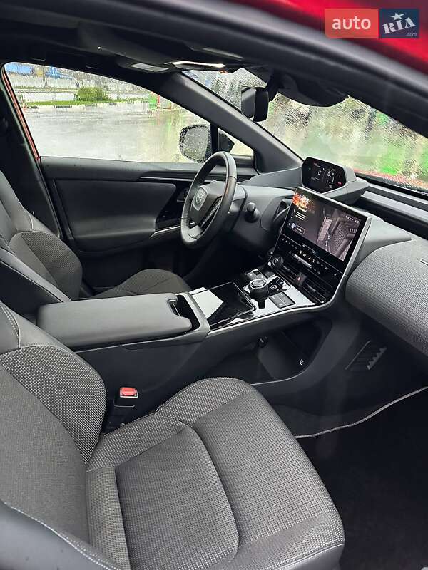 Позашляховик / Кросовер Toyota bZ4X 2023 в Києві