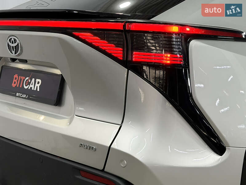 Внедорожник / Кроссовер Toyota bZ4X 2023 в Одессе