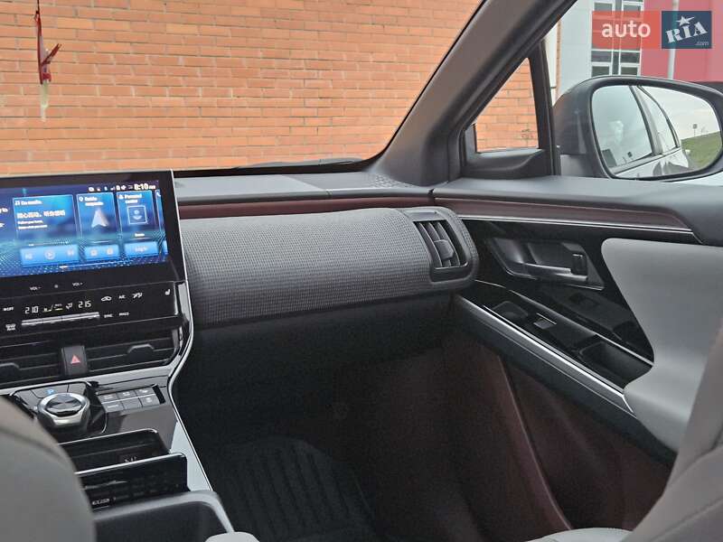 Внедорожник / Кроссовер Toyota bZ4X 2022 в Киеве