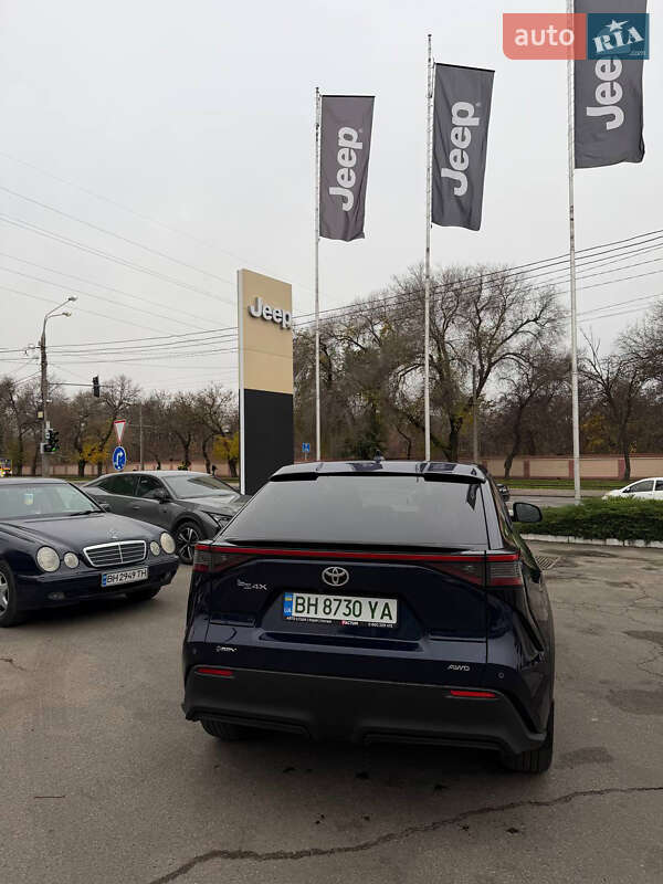 Позашляховик / Кросовер Toyota bZ4X 2024 в Одесі