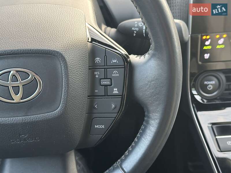 Внедорожник / Кроссовер Toyota bZ4X 2022 в Киеве