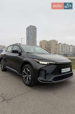 Позашляховик / Кросовер Toyota bZ4X 2022 в Києві