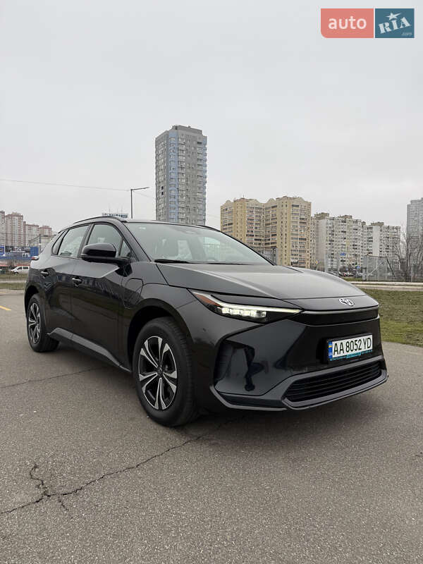 Toyota bZ4X 2022 Toyota bZ4X 2022