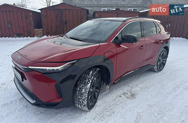 Позашляховик / Кросовер Toyota bZ4X 2023 в Луцьку