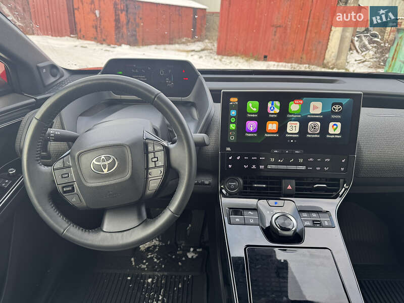 Позашляховик / Кросовер Toyota bZ4X 2023 в Луцьку