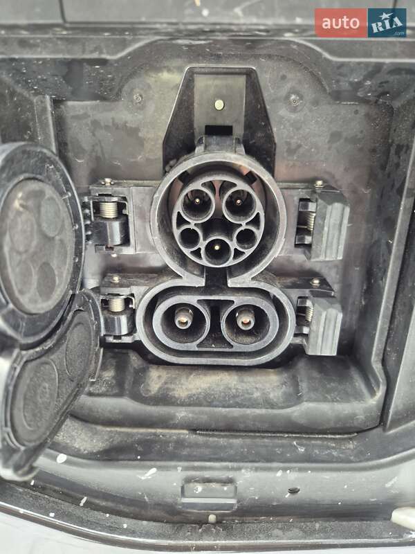 Позашляховик / Кросовер Toyota bZ4X 2024 в Києві