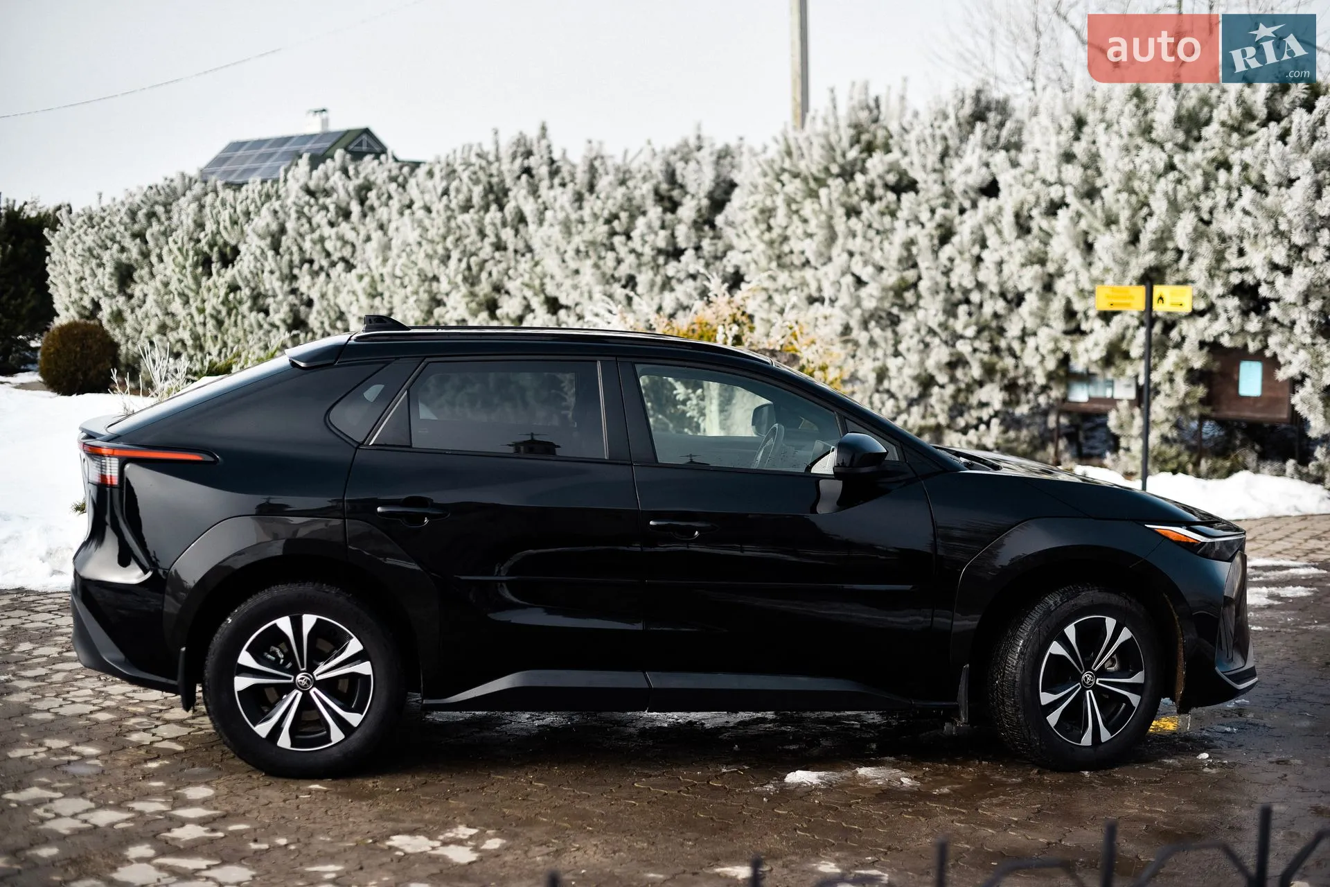 2023 Toyota bZ4X - мініатюра 6