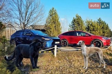 Внедорожник / Кроссовер Toyota bZ4X 2023 в Киеве