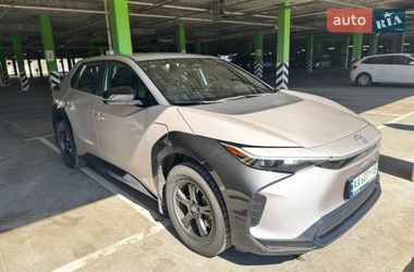 Внедорожник / Кроссовер Toyota bZ4X 2022 в Киеве