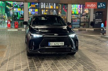 Внедорожник / Кроссовер Toyota bZ4X 2025 в Житомире