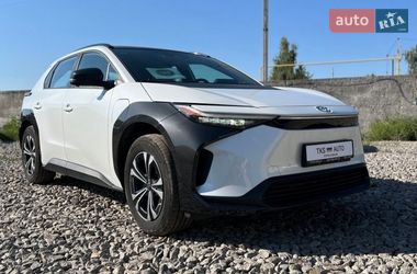 Позашляховик / Кросовер Toyota bZ4X 2022 в Харкові
