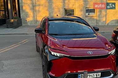 Внедорожник / Кроссовер Toyota bZ4X 2023 в Тернополе