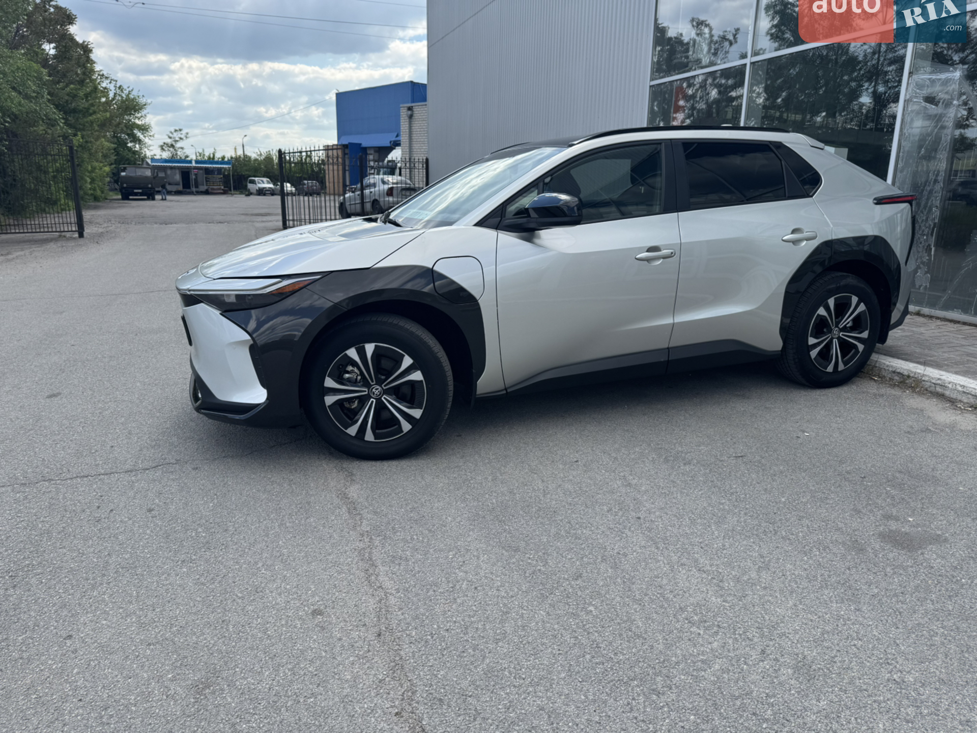 2024 Toyota bZ4X - мініатюра 6