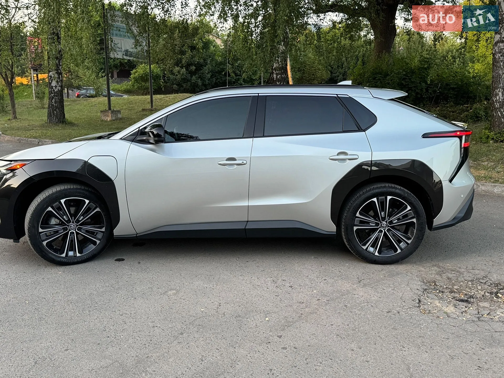 2024 Toyota bZ4X - мініатюра 3