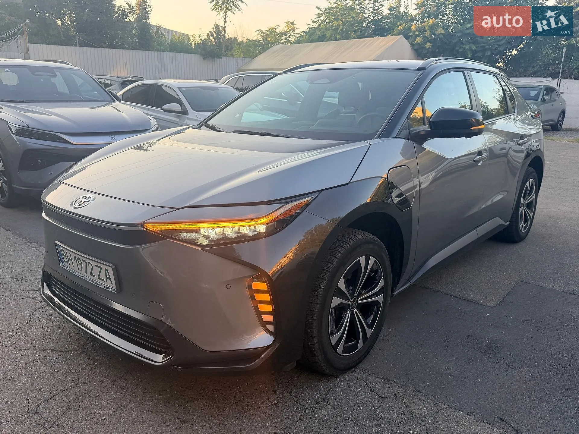 2022 Toyota bZ4X - мініатюра 4