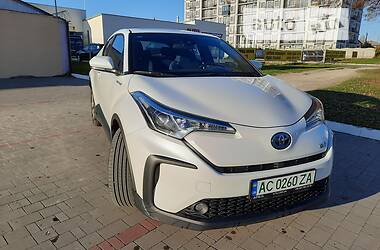 Позашляховик / Кросовер Toyota C-HR EV 2021 в Луцьку