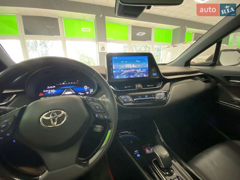 Позашляховик / Кросовер Toyota C-HR EV 2020 в Кропивницькому фото 2 Позашляховик / Кросовер Toyota C-HR EV 2020 в Кропивницькому