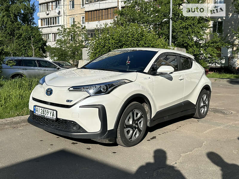 Toyota C-HR EV 2020 Toyota C-HR EV 2020