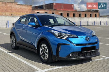 Внедорожник / Кроссовер Toyota C-HR EV 2020 в 