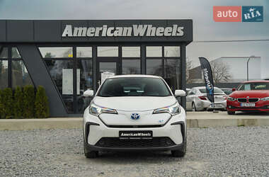 Внедорожник / Кроссовер Toyota C-HR EV 2021 в 