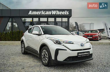 Внедорожник / Кроссовер Toyota C-HR EV 2021 в 