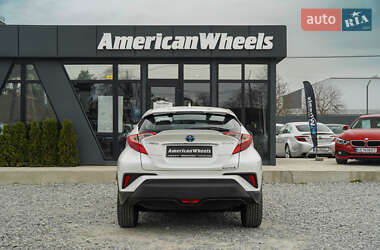 Внедорожник / Кроссовер Toyota C-HR EV 2021 в 