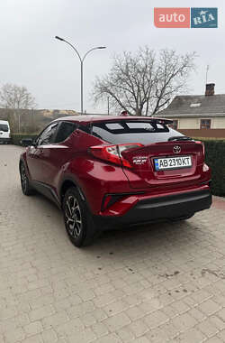 Внедорожник / Кроссовер Toyota C-HR EV 2019 в 