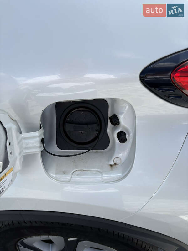 Внедорожник / Кроссовер Toyota C-HR EV 2020 в Мукачево