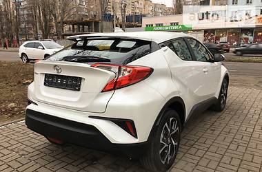 Внедорожник / Кроссовер Toyota C-HR 2018 в Одессе