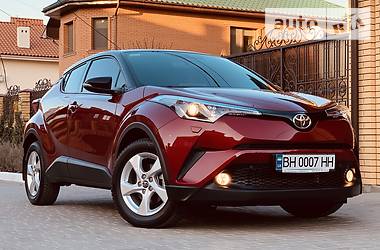 Внедорожник / Кроссовер Toyota C-HR 2019 в Одессе