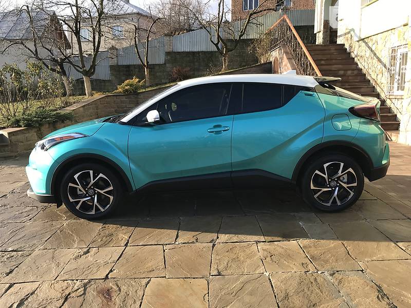 Хетчбек Toyota C-HR 2018 в Тернополі фото 4 Хетчбек Toyota C-HR 2018 в Тернополі