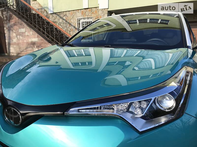 Хетчбек Toyota C-HR 2018 в Тернополі фото 10 Хетчбек Toyota C-HR 2018 в Тернополі