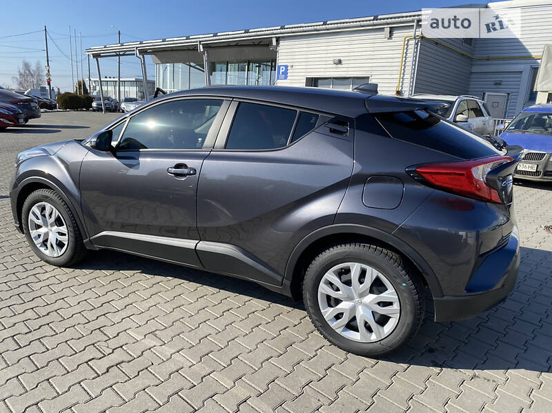 Позашляховик / Кросовер Toyota C-HR 2021 в Хмельницькому фото 7 Позашляховик / Кросовер Toyota C-HR 2021 в Хмельницькому