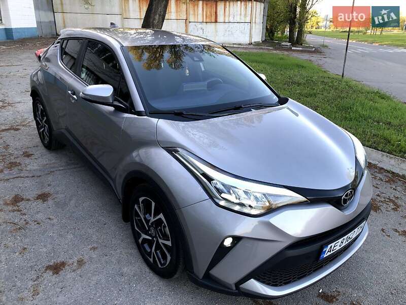 Позашляховик / Кросовер Toyota C-HR 2020 в Дніпрі фото 8 Позашляховик / Кросовер Toyota C-HR 2020 в Дніпрі