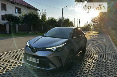 Внедорожник / Кроссовер Toyota C-HR 2020 в Ивано-Франковске