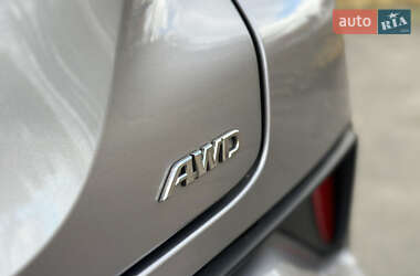 Внедорожник / Кроссовер Toyota C-HR 2016 в Горишних Плавнях