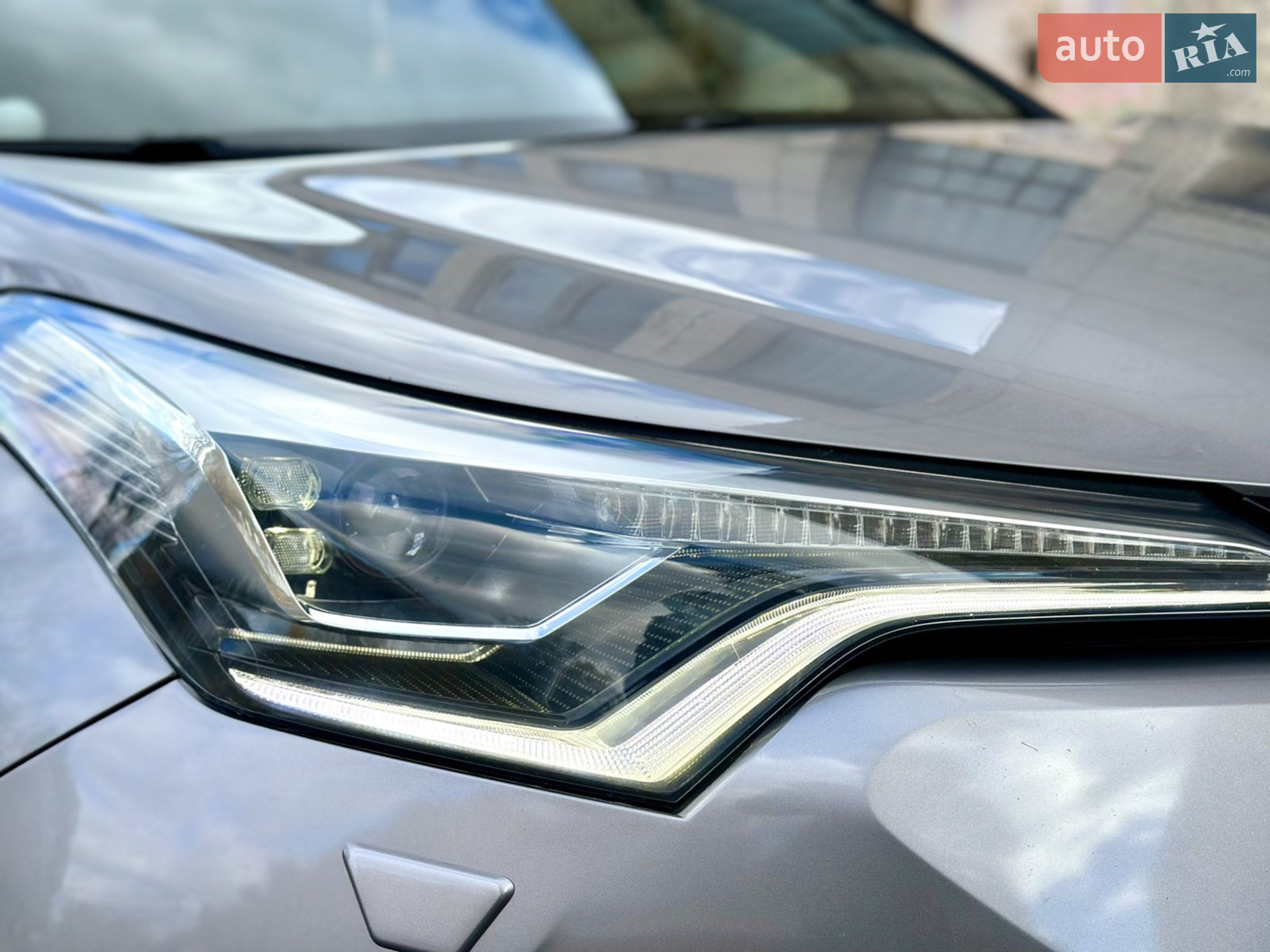 2016 Toyota C-HR - мініатюра 17