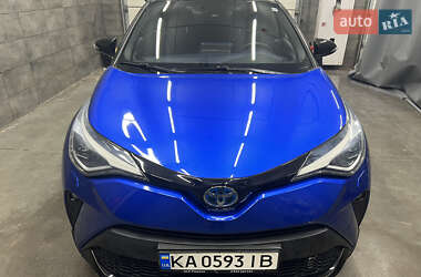 Внедорожник / Кроссовер Toyota C-HR 2020 в Киеве