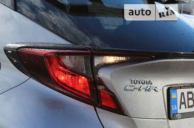 Внедорожник / Кроссовер Toyota C-HR 2019 в Виннице