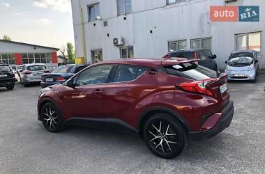 Внедорожник / Кроссовер Toyota C-HR 2019 в Львове