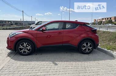 Внедорожник / Кроссовер Toyota C-HR 2022 в Львове