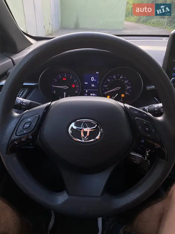 Toyota C-HR 2019 VIN NMTKHMBX3KR090164 фото оголошення 14 з 63