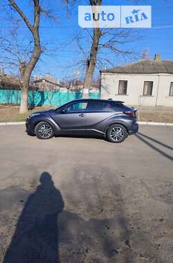 Внедорожник / Кроссовер Toyota C-HR 2018 в Одессе