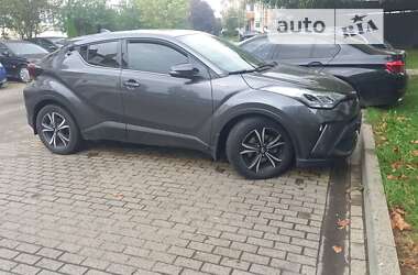 Позашляховик / Кросовер Toyota C-HR 2020 в Ужгороді