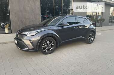 Позашляховик / Кросовер Toyota C-HR 2020 в Ужгороді