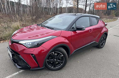 Внедорожник / Кроссовер Toyota C-HR 2022 в Киеве