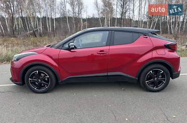 Внедорожник / Кроссовер Toyota C-HR 2022 в Киеве